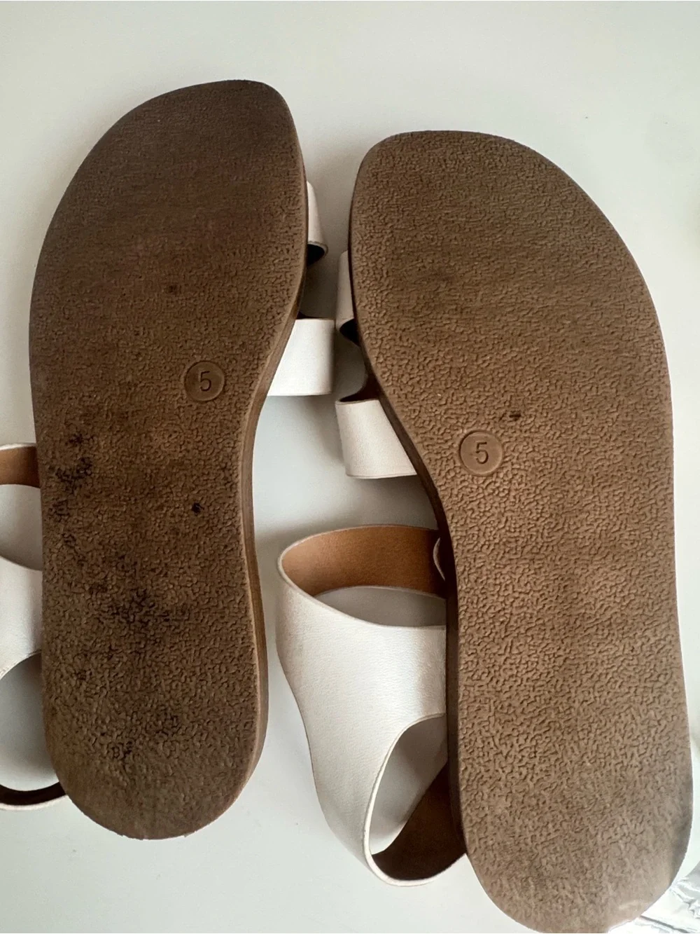 art class White Buckle Strap Girls Sandals